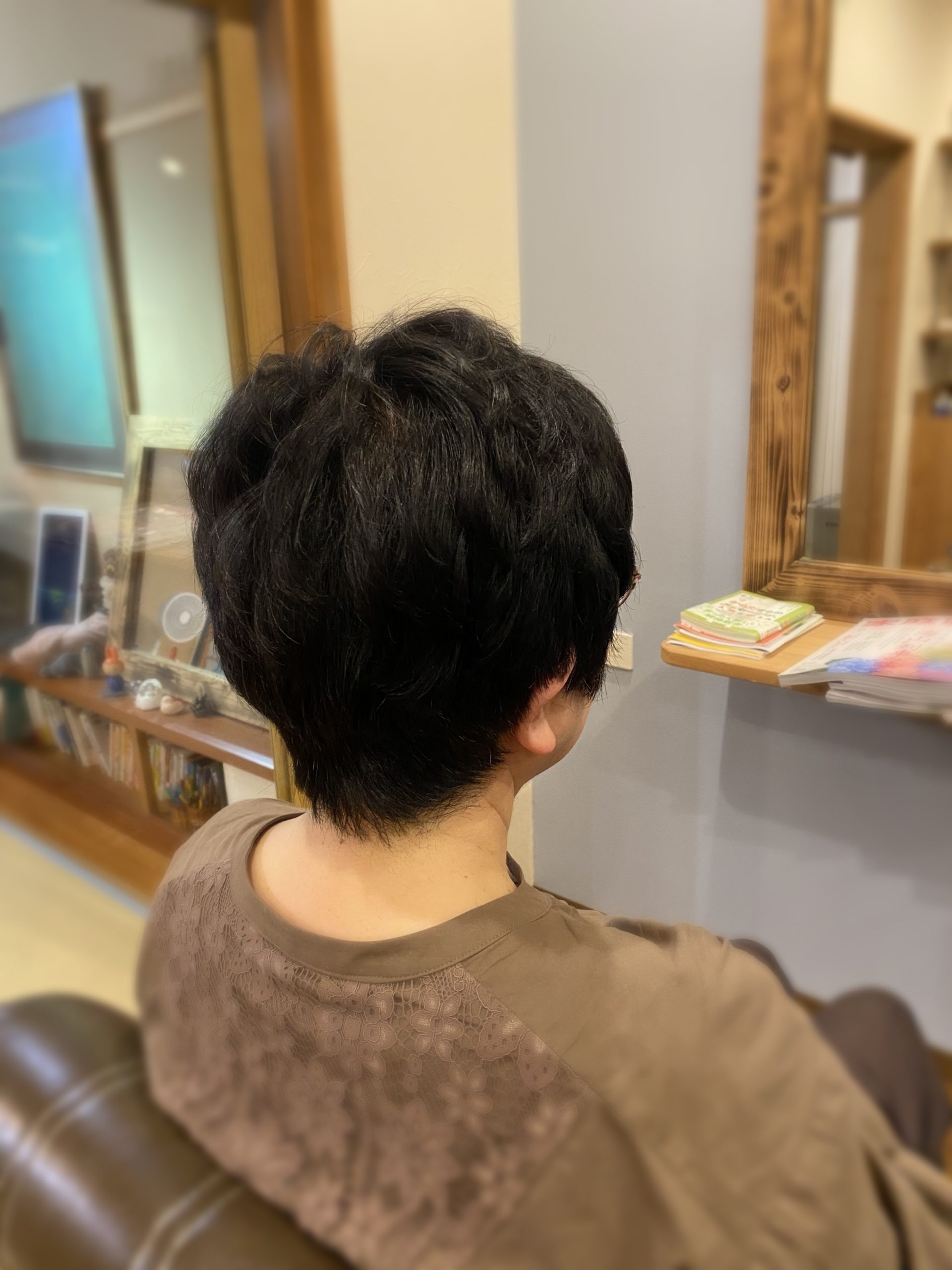 パーマをやめて地毛
